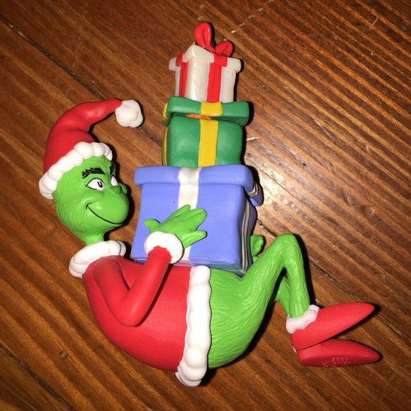 How the Grinch Stole Christmas - Keepsake Ornament - Picture 6 of 17